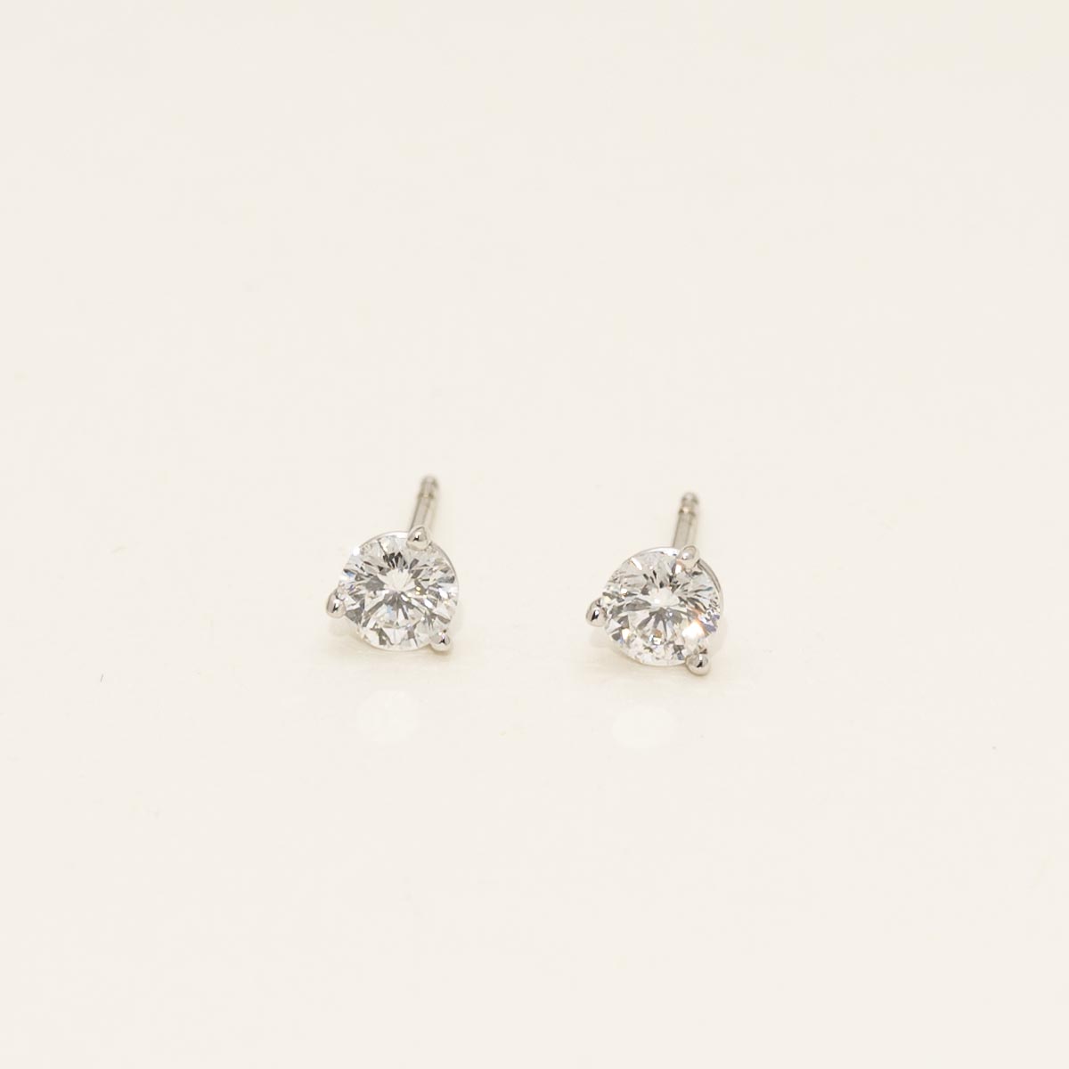 Estate Diamond Stud Earrings with Safety Backs in 14kt White Gold (1ct tw)