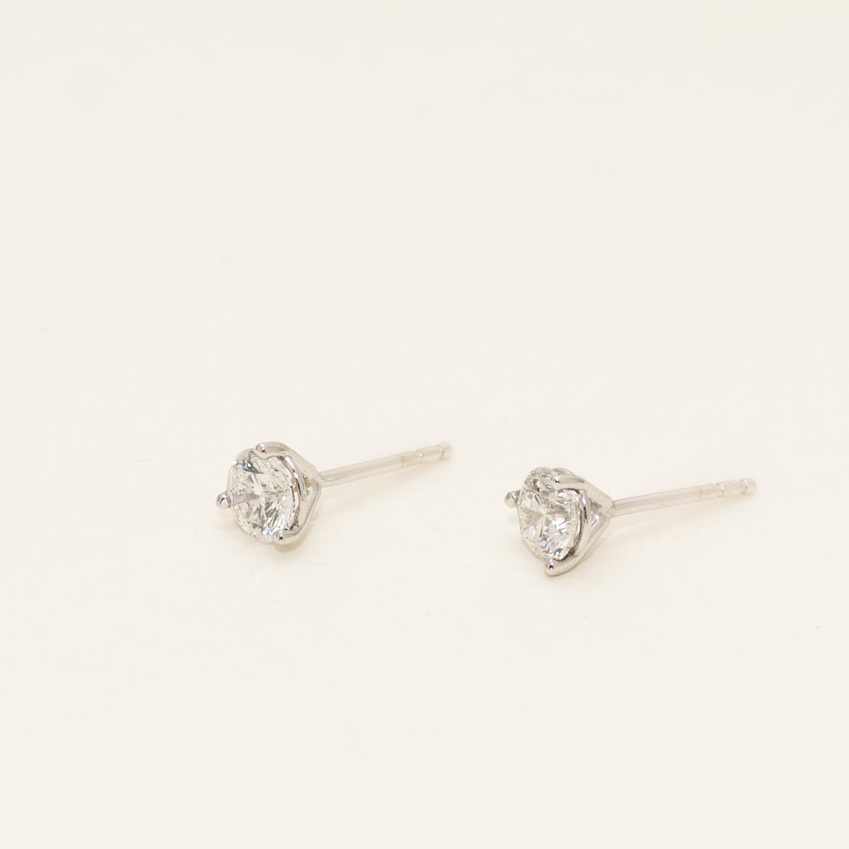 Estate Diamond Stud Earrings with Safety Backs in 14kt White Gold (1ct tw)