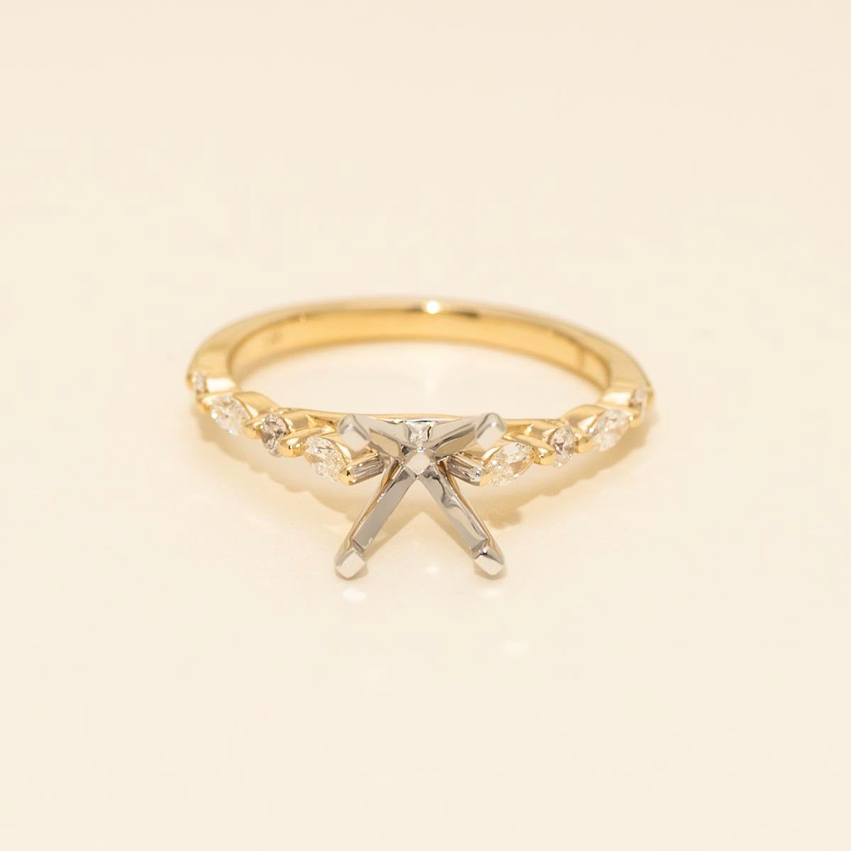 Diamond Engagement Ring Setting in 14kt Yellow Gold (1/3ct tw)