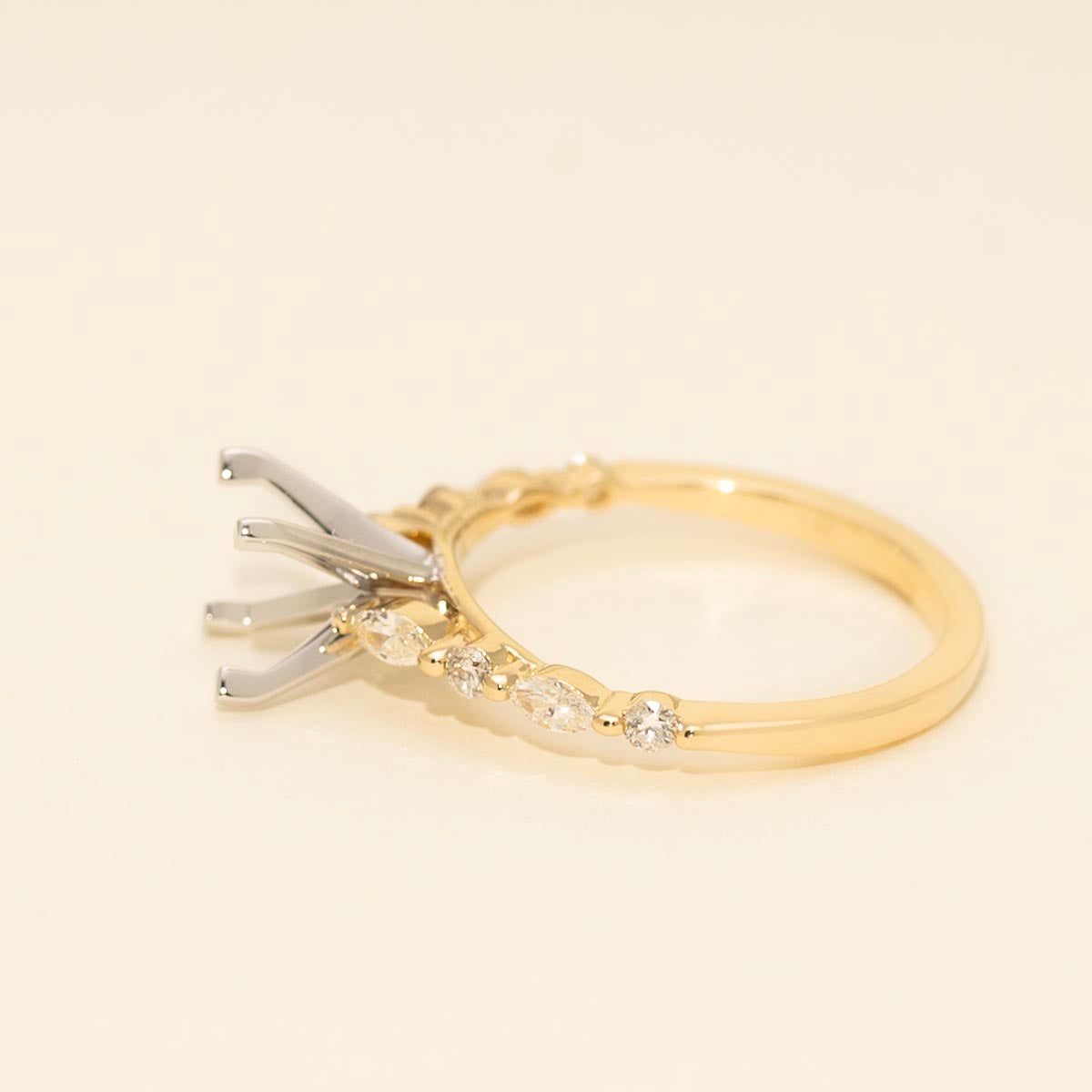 Diamond Engagement Ring Setting in 14kt Yellow Gold (1/3ct tw)