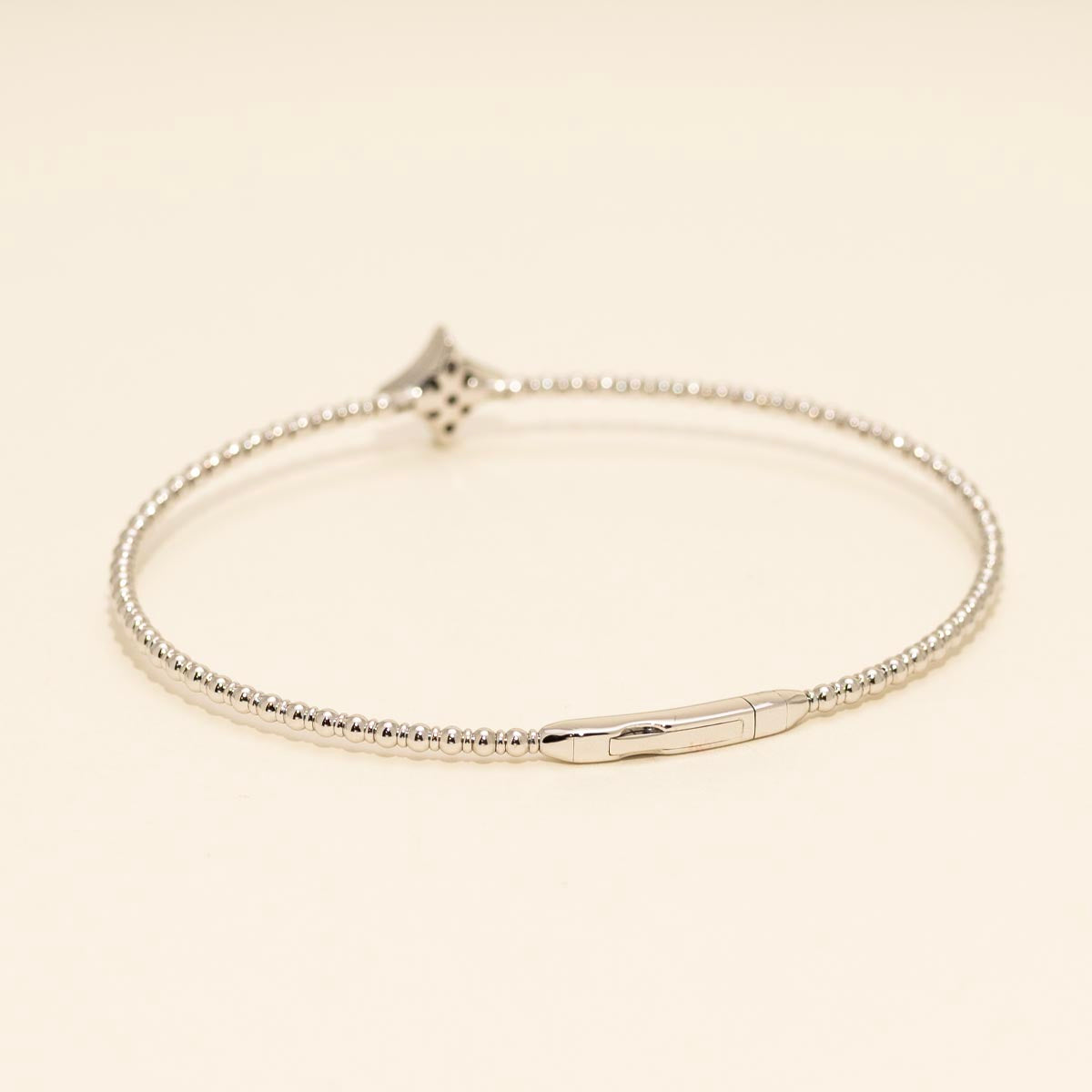 Diamond Bangle in 14kt White Gold (1/7ct tw)