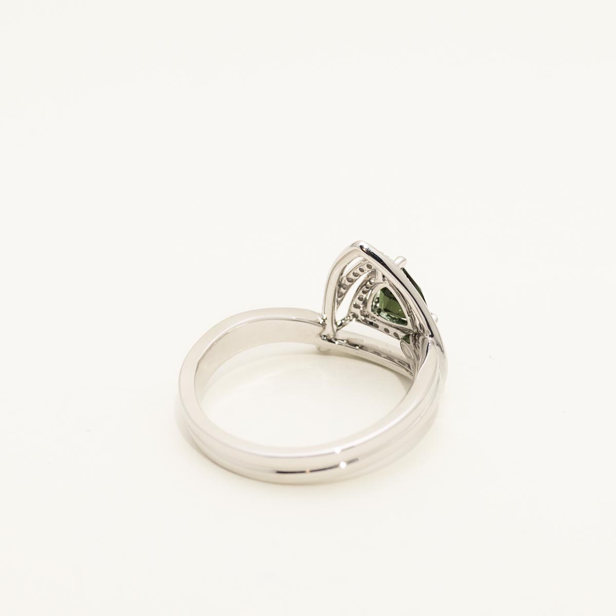 Maine Green Tourmaline Trillion Ring in 14kt White Gold with Diamonds (1/7ct tw)