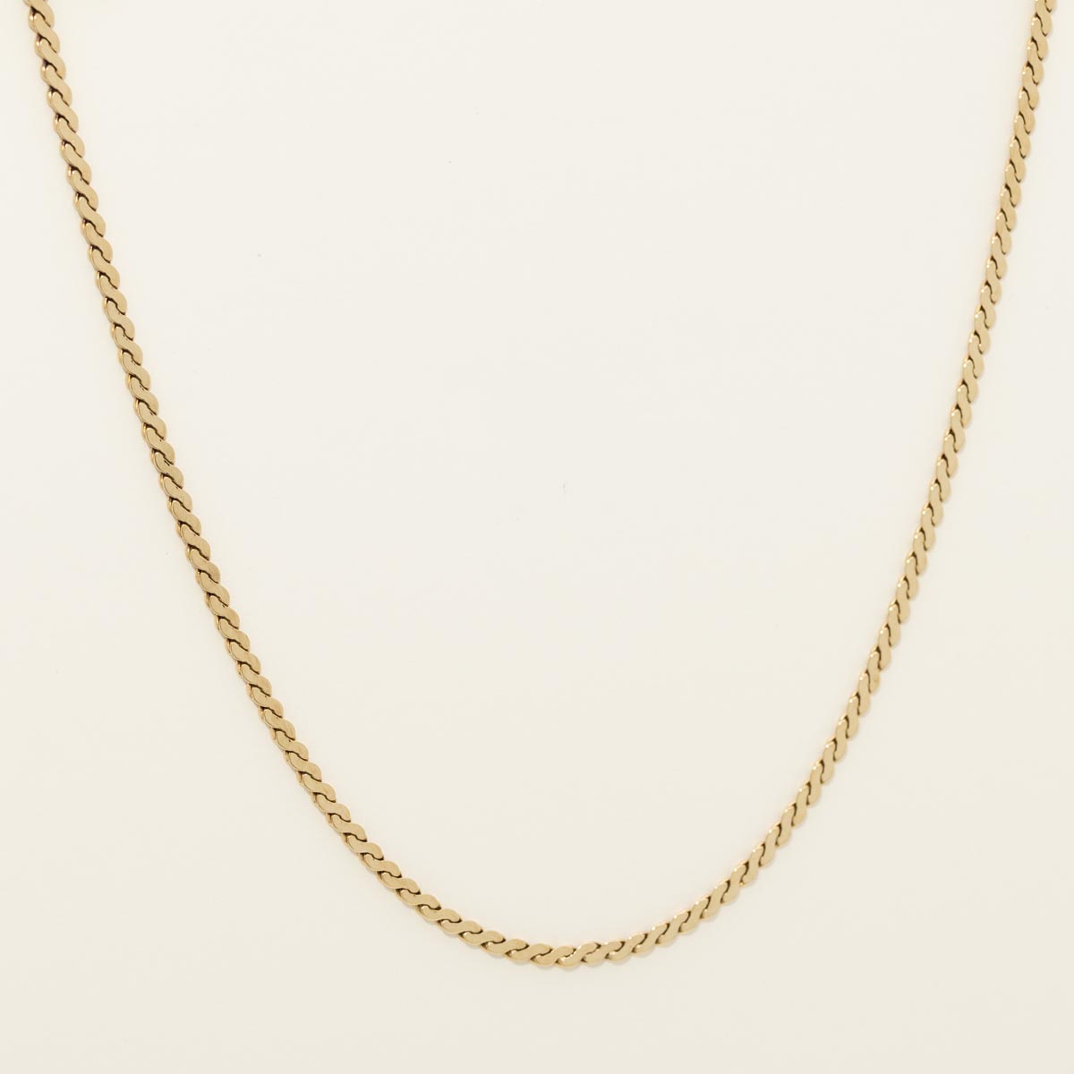 Estate Serpentine Chain in 14kt Yellow Gold (16 inches and 2.7mm wide)
