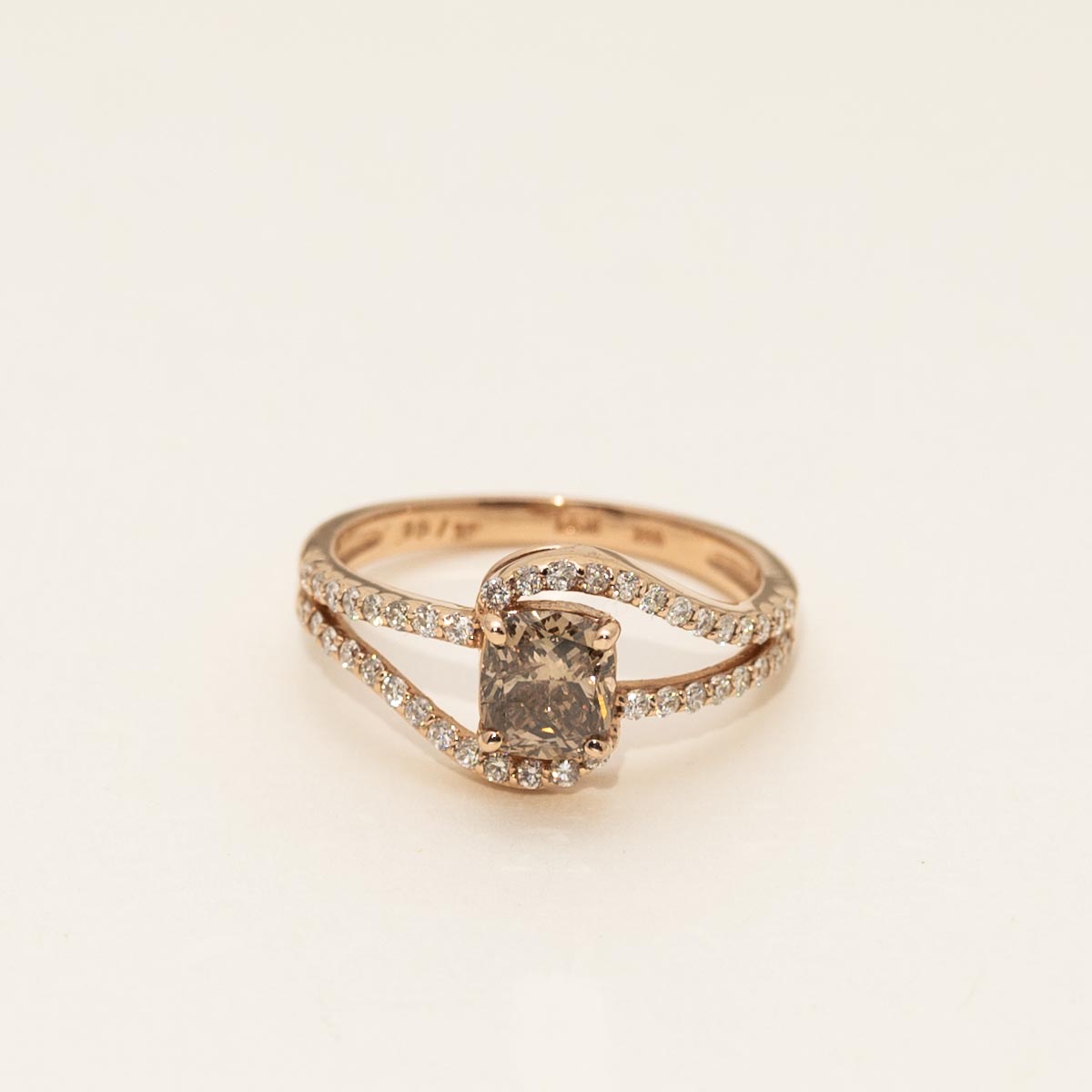 Cushion Cut Champagne Diamond Ring in 14kt Rose Gold (1 1/5ct tw)