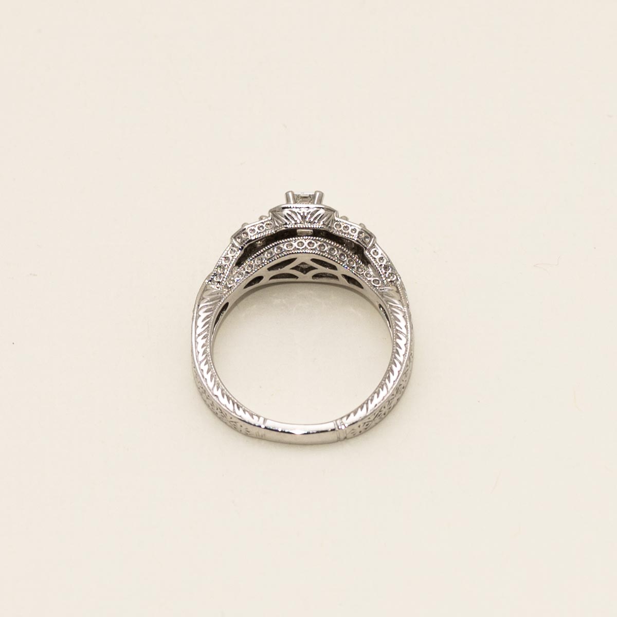Emerald Cut Diamond Three Stone Ring in 14kt White Gold (1ct tw)