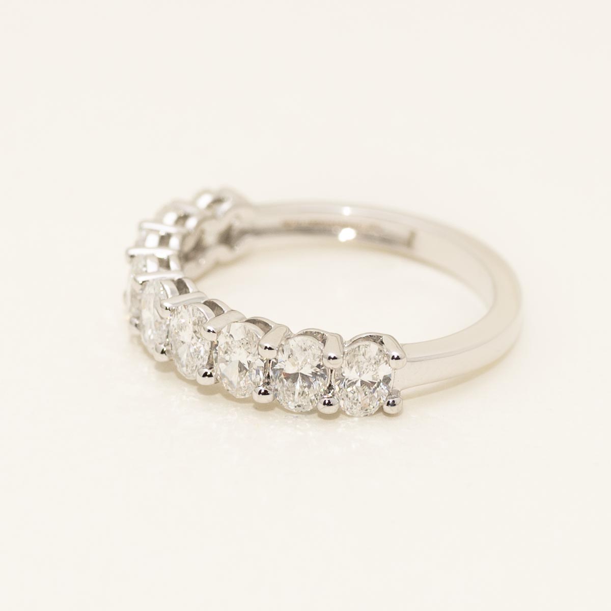 Oval Diamond Wedding Band in 14kt White Gold (1 3/4ct tw)