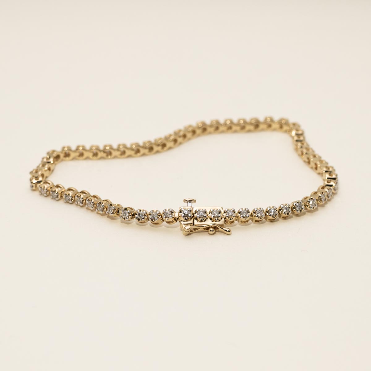 Diamond Tennis Bracelet in 10kt Yellow Gold (1ct tw)