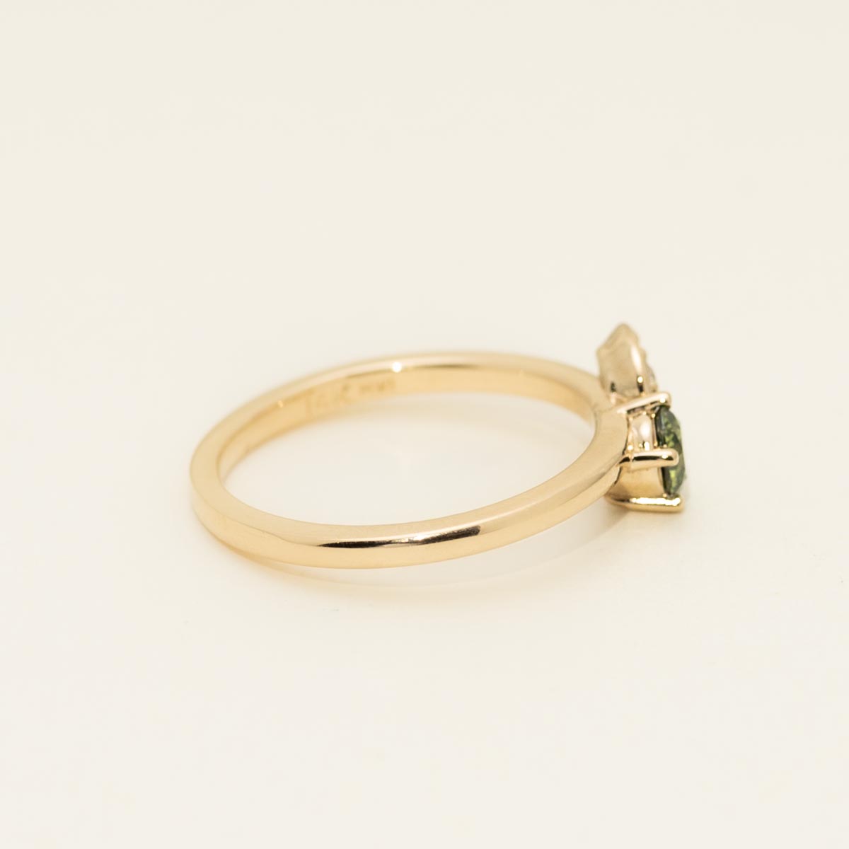 Green Diamond Ring in 14kt Yellow Gold (1/3ct tw)