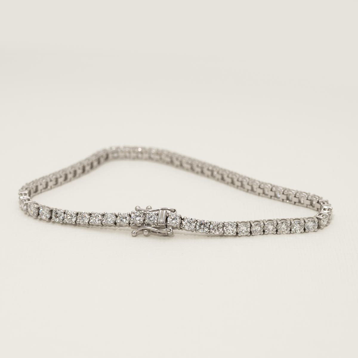 Diamond Tennis Bracelet in 14kt White Gold (6ct tw)