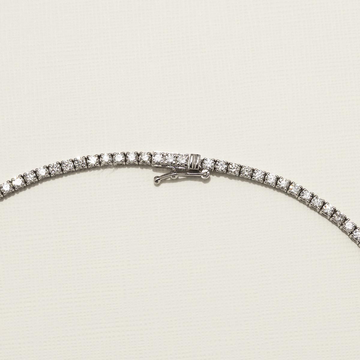 Diamond Tennis Necklace in 14kt White Gold (7ct tw)