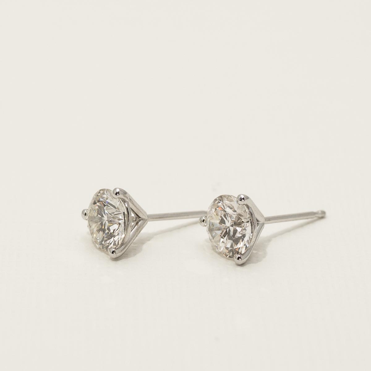 Diamond Stud Earrings in 14kt White Gold (2 1/10ct tw)