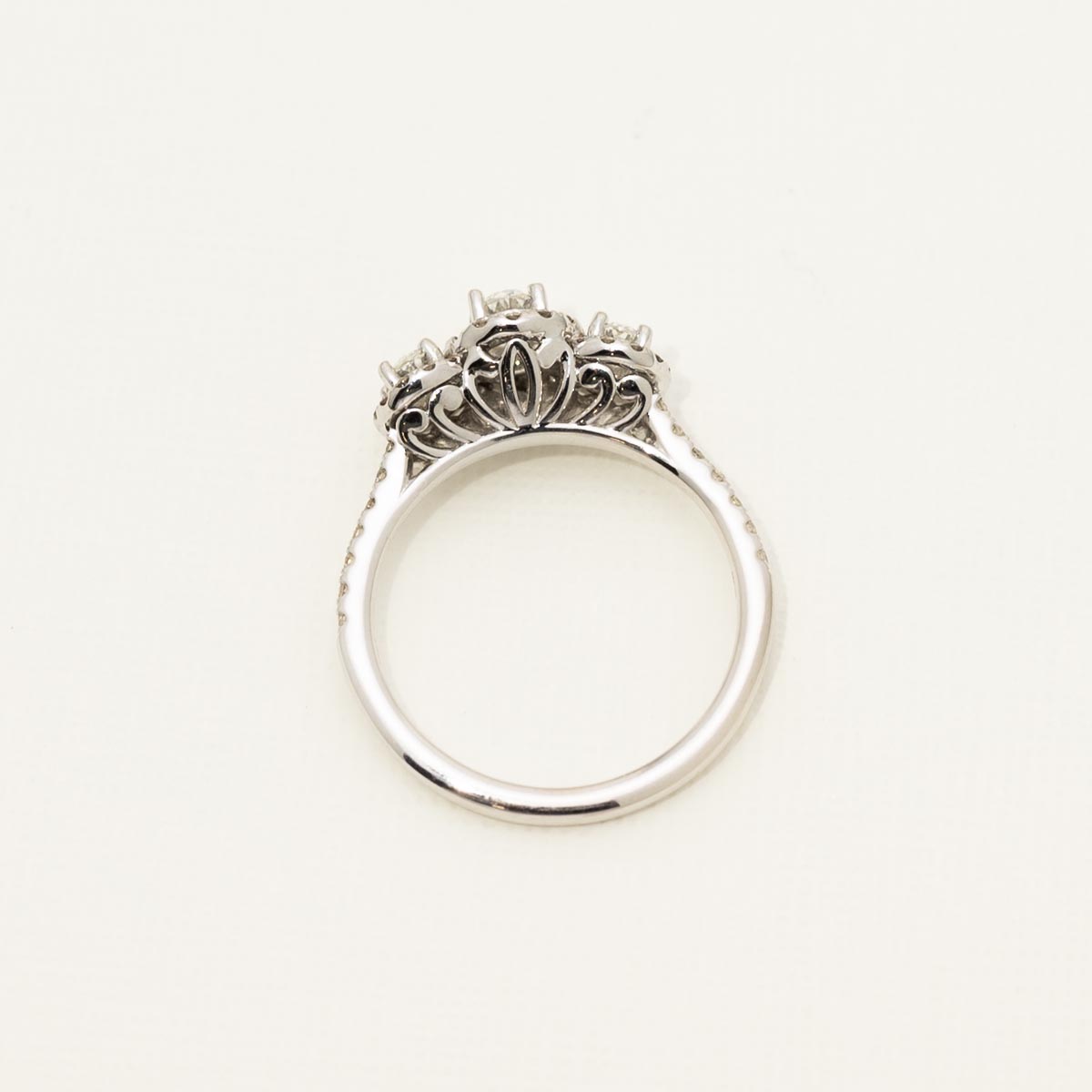 Oval Diamond Three Stone Halo Engagement Ring in14kt White Gold (1ct tw)
