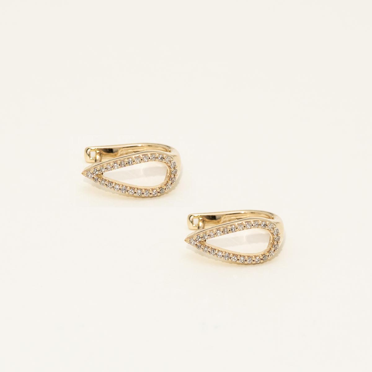 Diamond Teardrop Huggie Hoop Earrings in 10kt Yellow Gold (1/5ct tw)