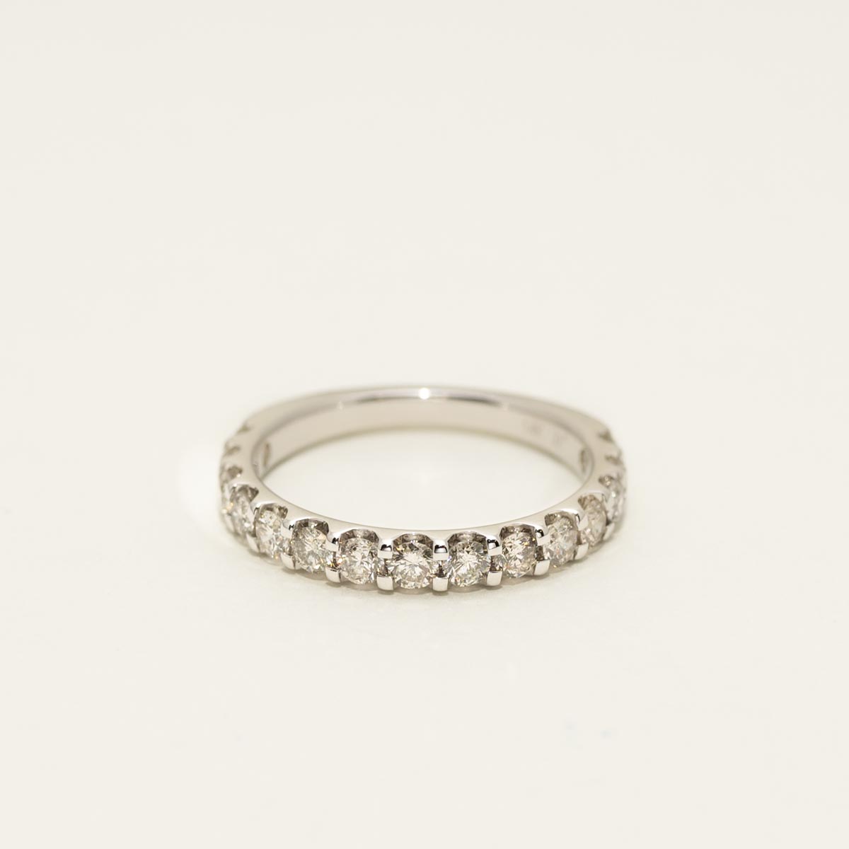 Diamond Wedding Band in 14kt White Gold (1ct tw)