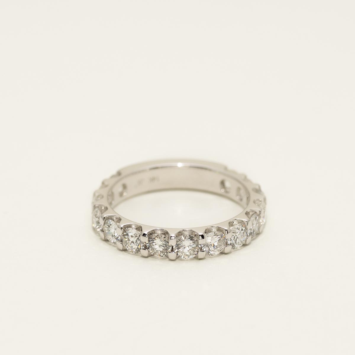 Diamond Wedding Band in 14kt White Gold (2ct tw)