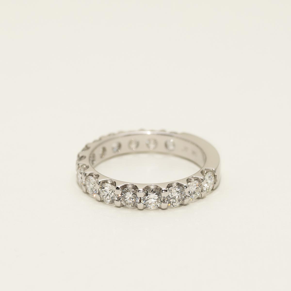 Diamond Wedding Band in 14kt White Gold (2ct tw)