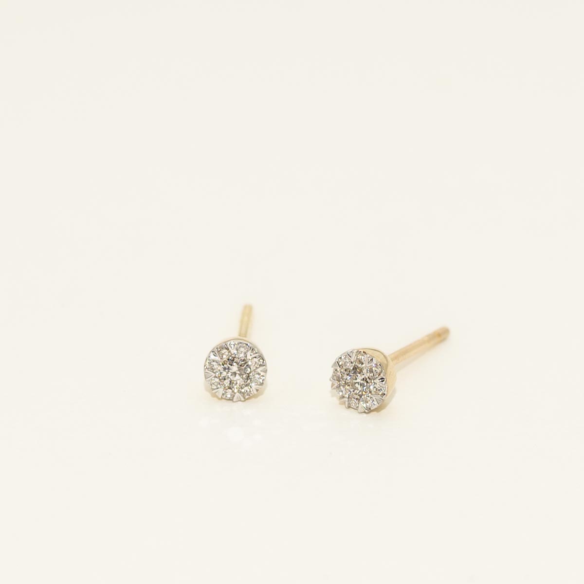 Lovebright Diamond Stud Earrings in 10kt Yellow Gold (1/7ct tw)