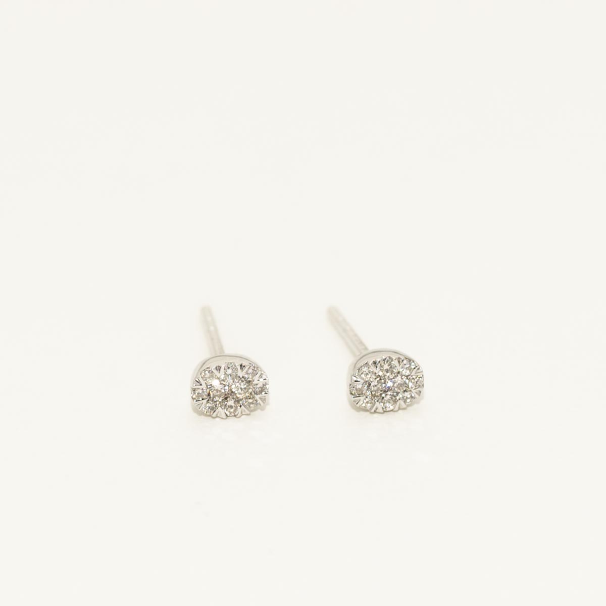 Lovebright Diamond Oval Stud Earrings in 10kt White Gold (1/7ct tw)
