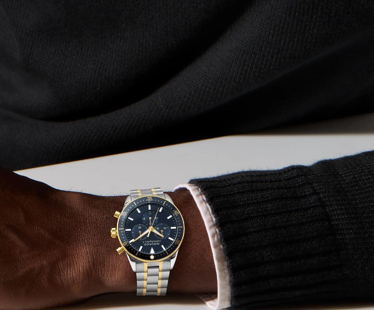 Movado Heritage Series Calendoplan S Mens Watch with Navy Blue Dial and Stainless Steel and Yellow Gold Toned Bracelet (Swiss quartz chronograph movement)