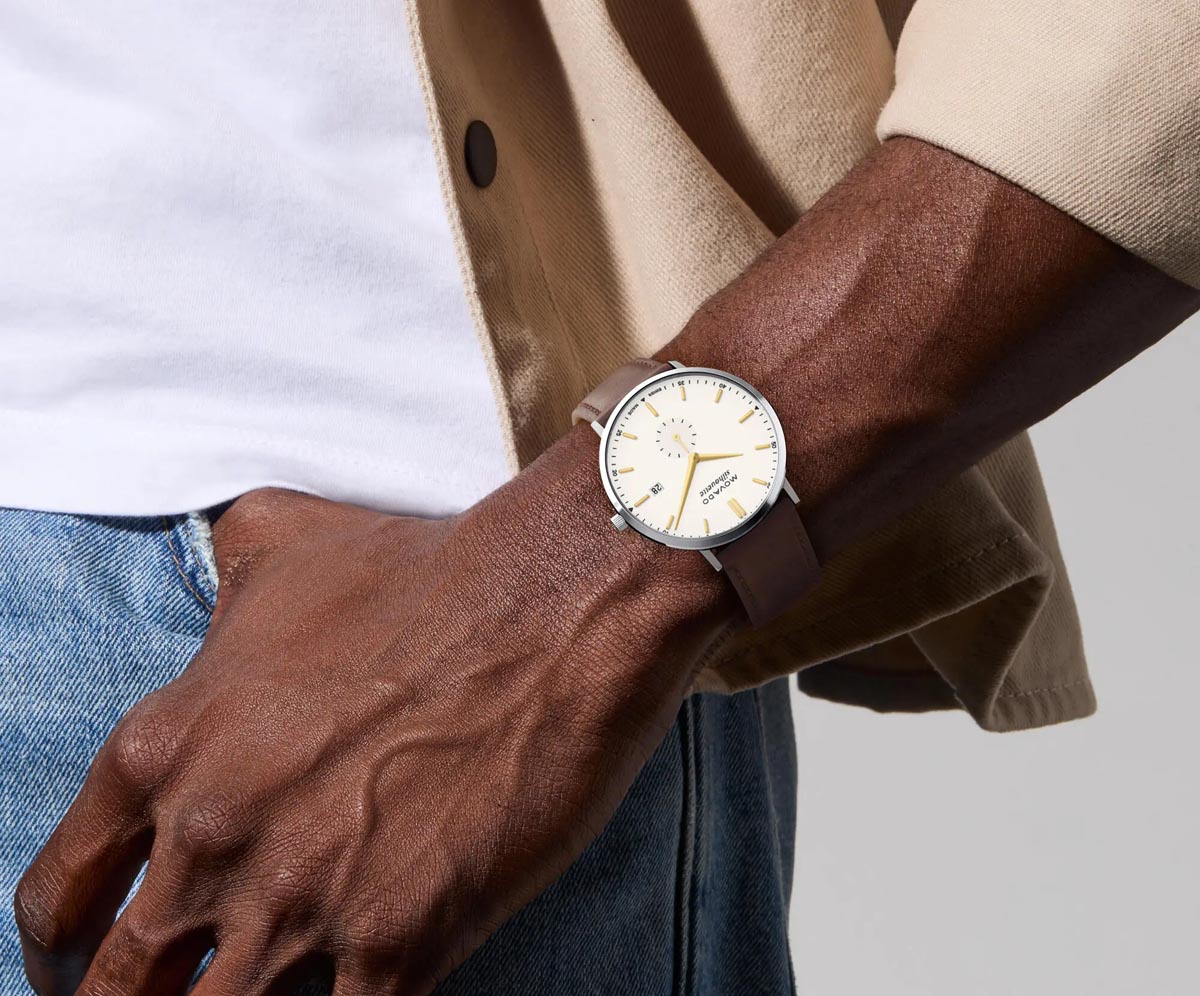 Movado Heritage Series Silhouette Mens Watch with Ivory Dial and Brown Leather Strap (Swiss quartz movement)