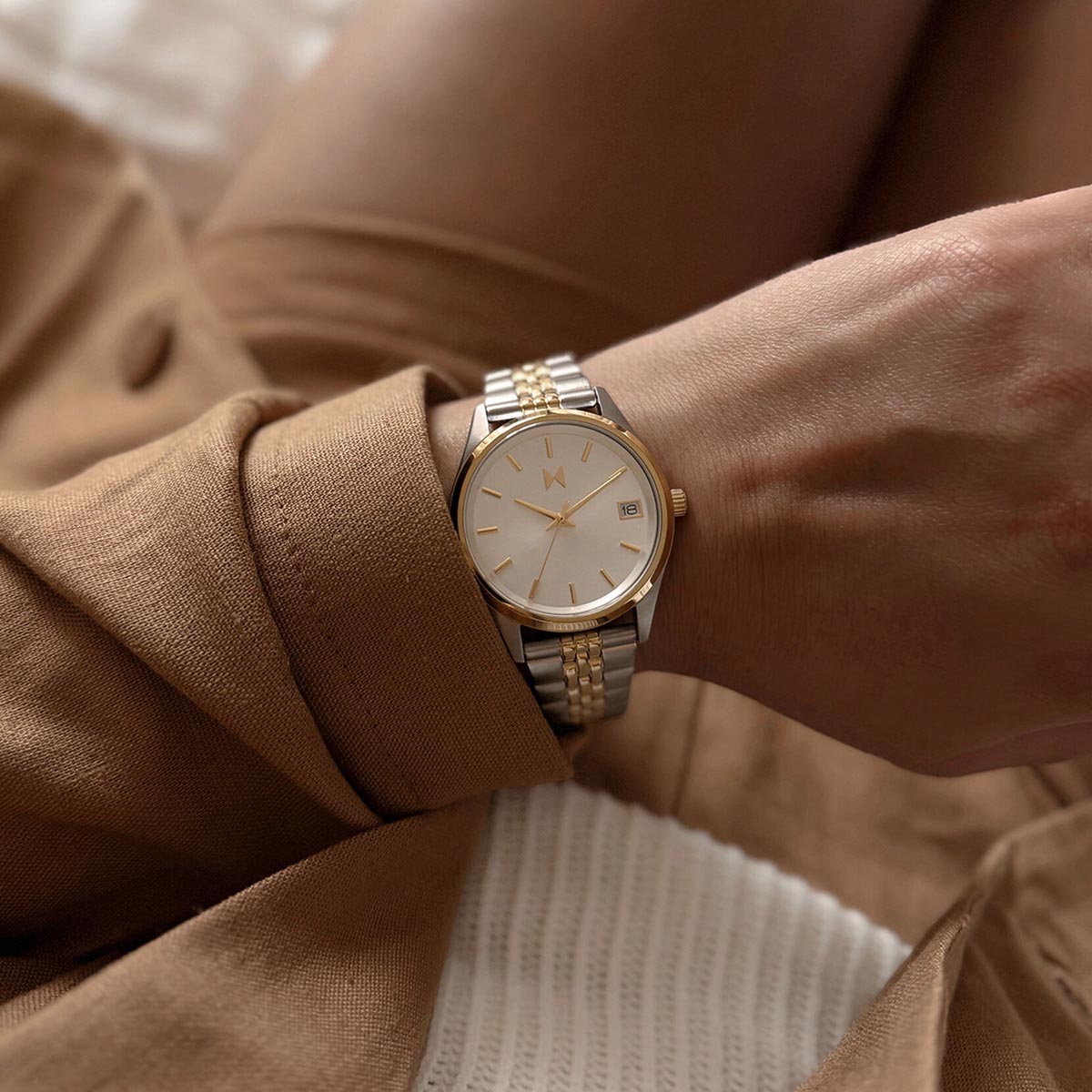 MVMT Rise Boyfriend Womens Watch with White Dial and Two Toned Stainless Steel Bracelet (quartz movement)