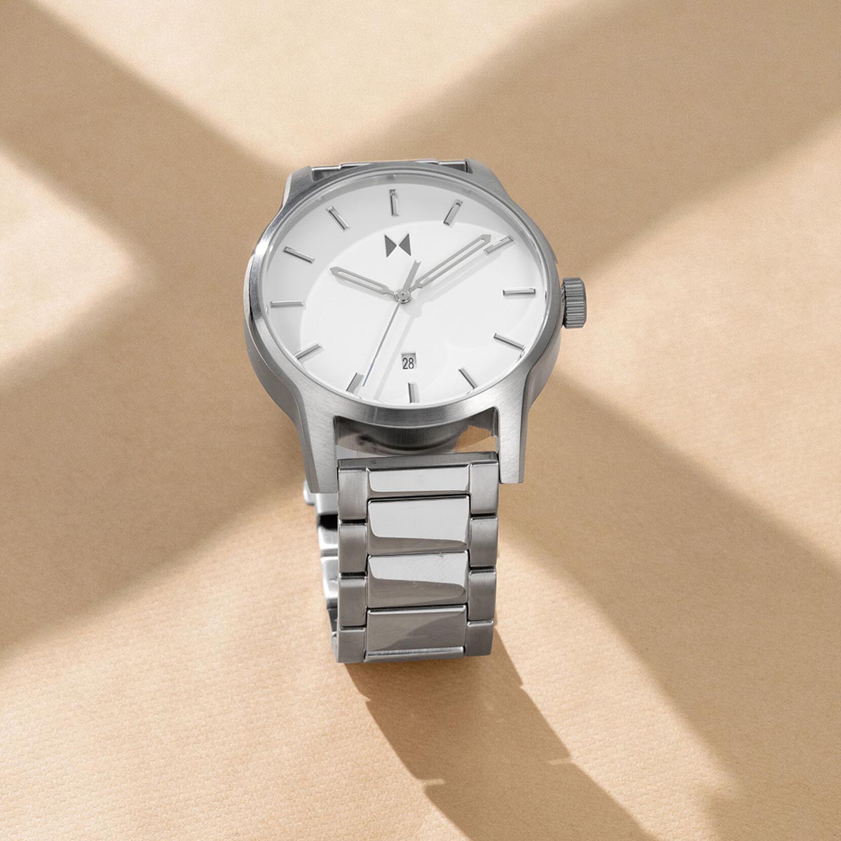 MVMT Classic II Mens Watch with White Dial and Stainless Steel Bracelet (quartz  movement)
