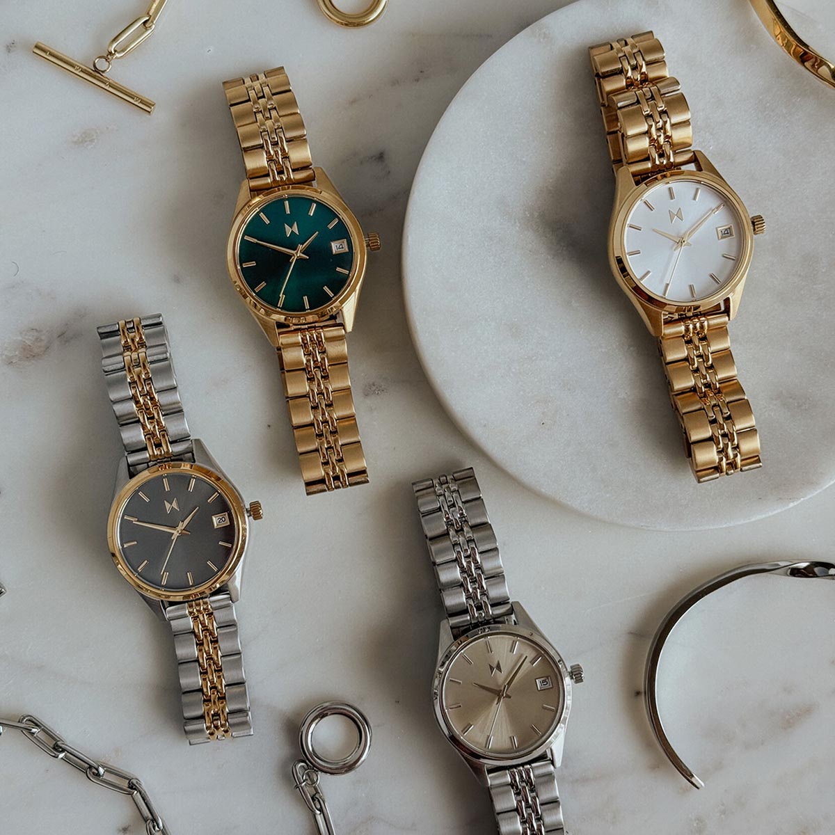 MVMT Rise Mini Womens Watch with White Dial and Gold Toned Stainless Steel Bracelet (quartz movement)