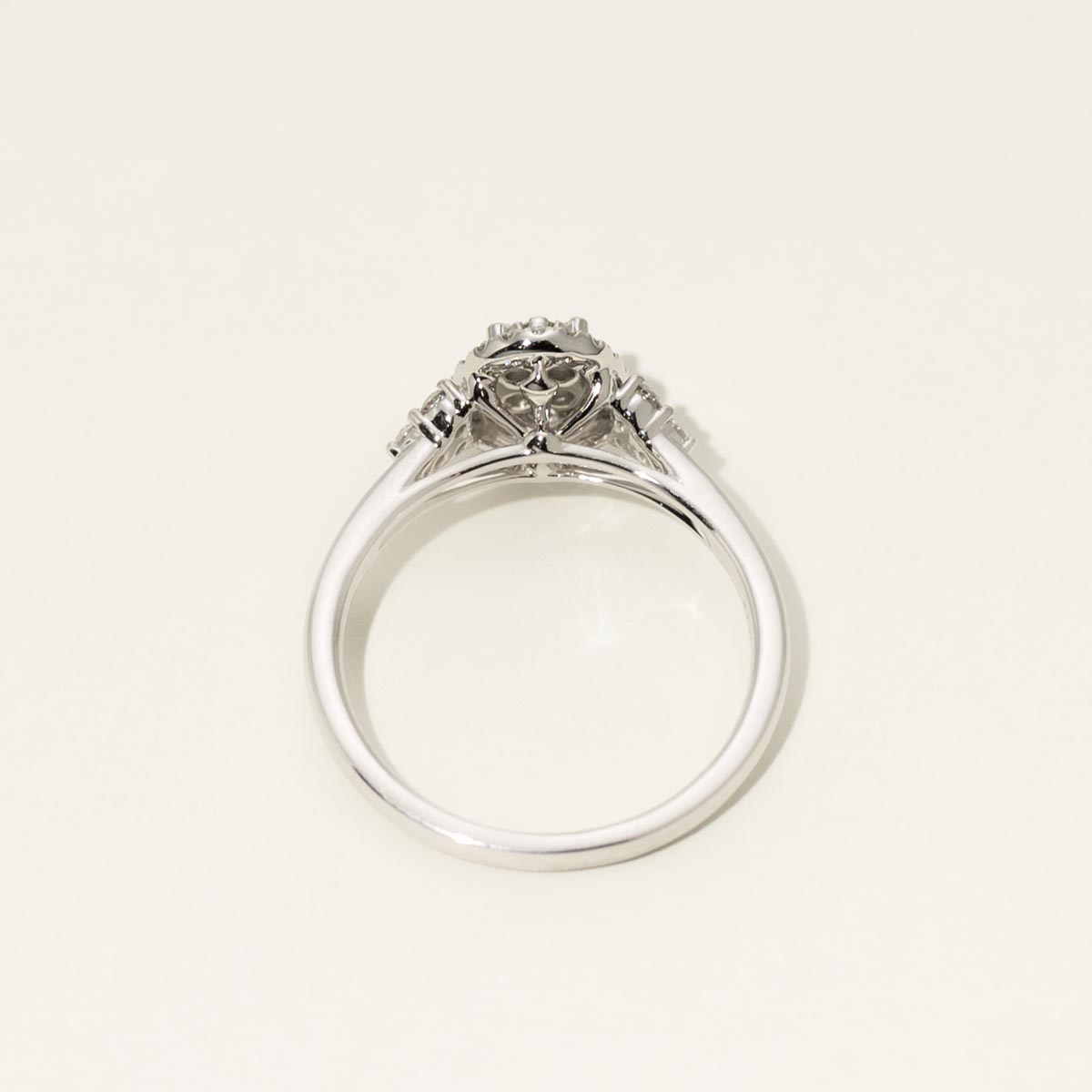 Diamond Oval Shaped Engagement Ring in 10kt White Gold (3/8ct tw)