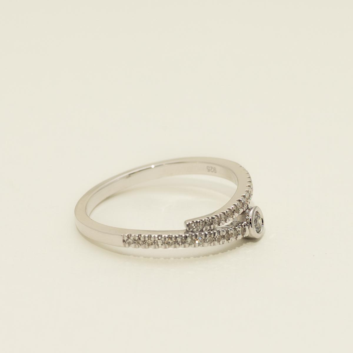 Diamond Fashion Ring in Sterling Silver (1/5ct tw)