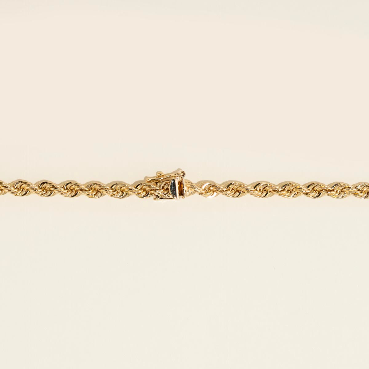 Estate Rope Chain in 14kt Yellow Gold (18 inches and 4mm wide)