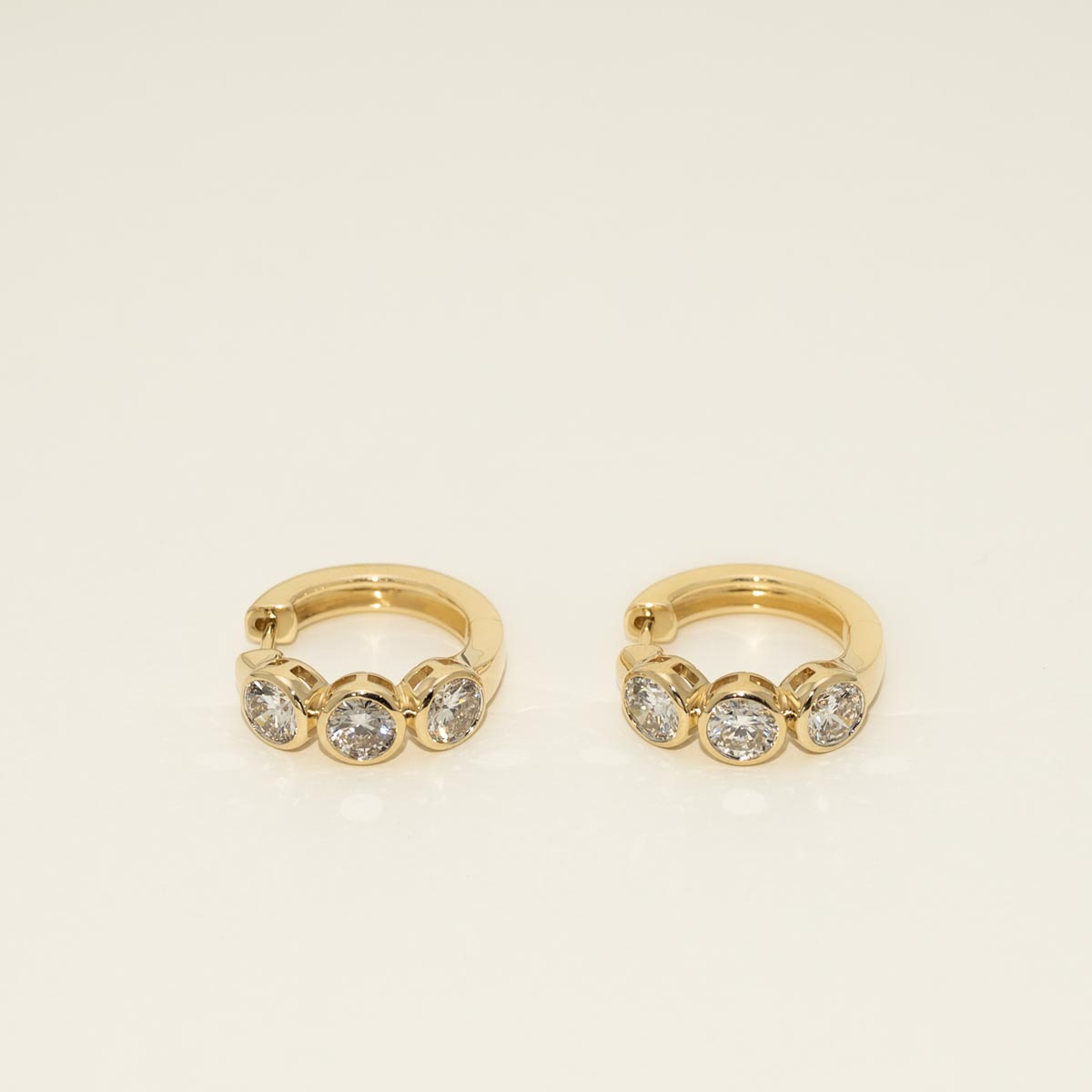 Lab Grown Diamond Hoop Earrings in 14kt Yellow Gold (2 3/4ct tw)