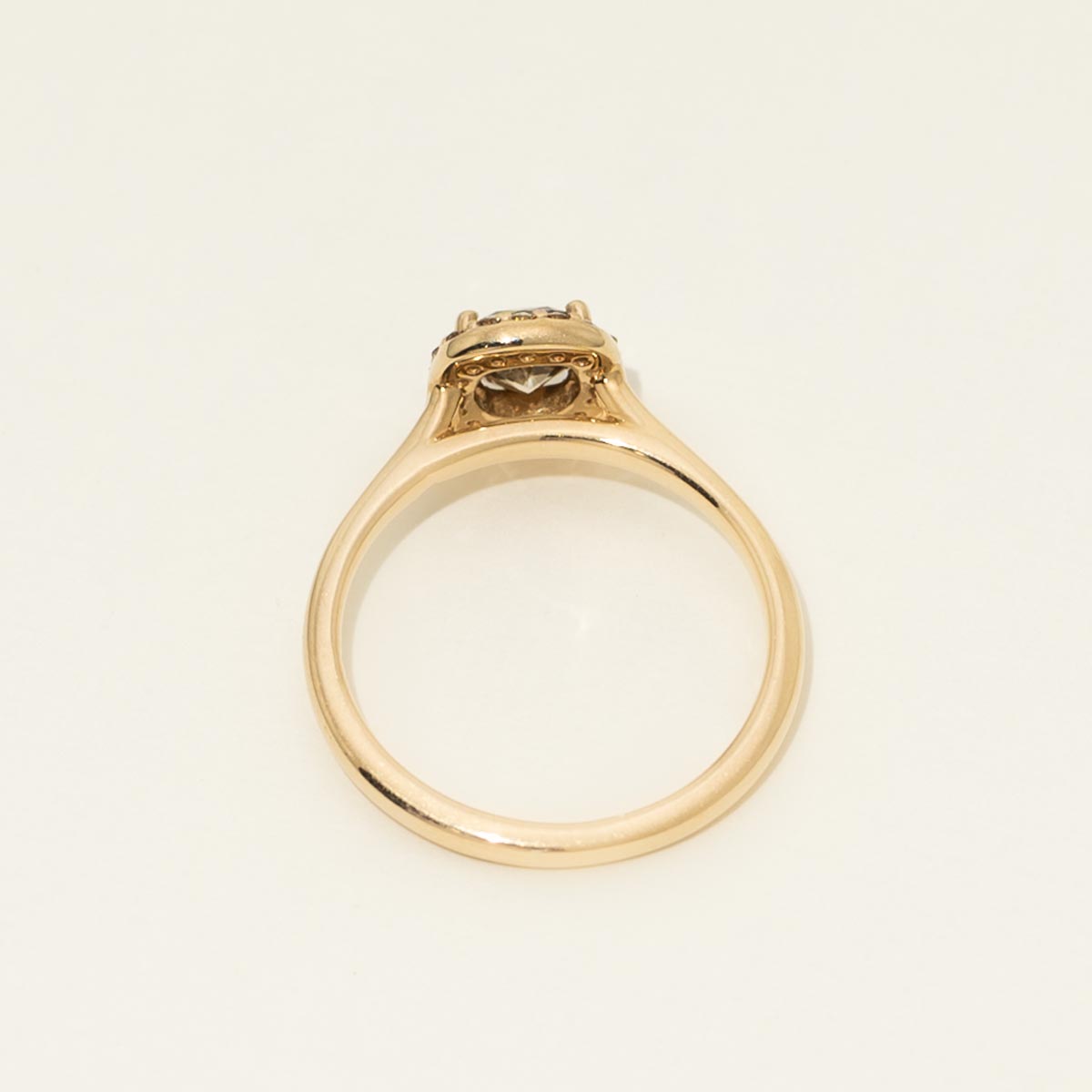 Champagne Diamond Halo Engagement Ring in 14kt Yellow Gold (3/4ct tw)