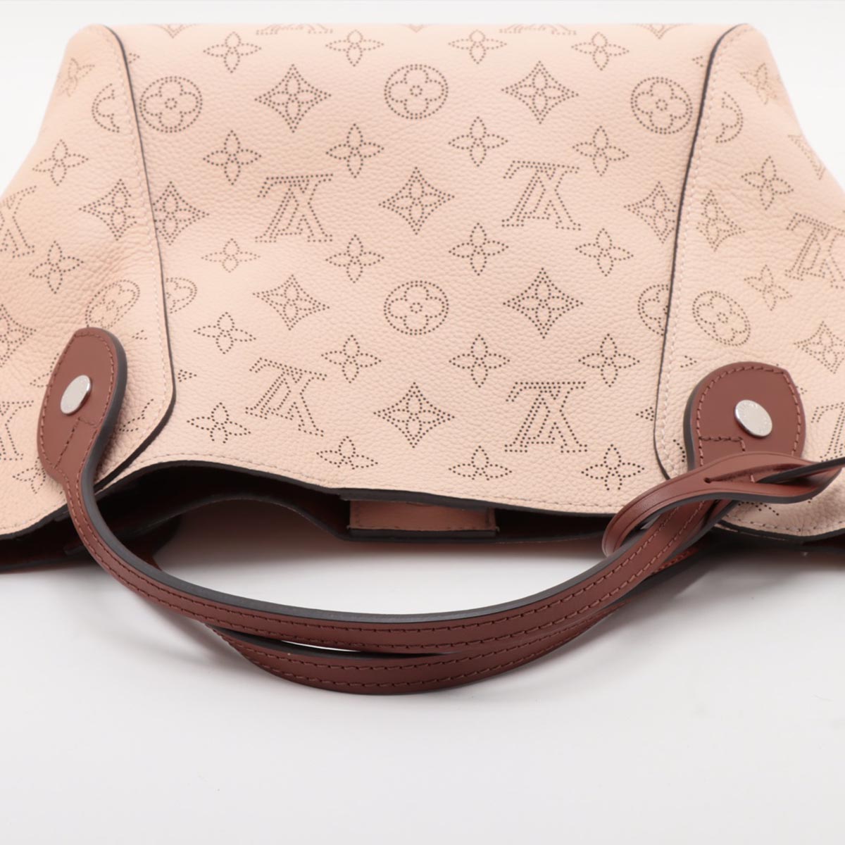Pre Owned Louis Vuitton Mahina Hina PM Leather Handbag