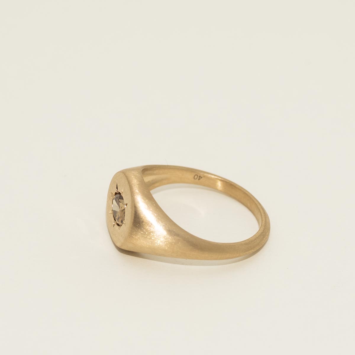 Oval Champagne Diamond Signet Ring in 14kt Yellow Gold (3/8ct)