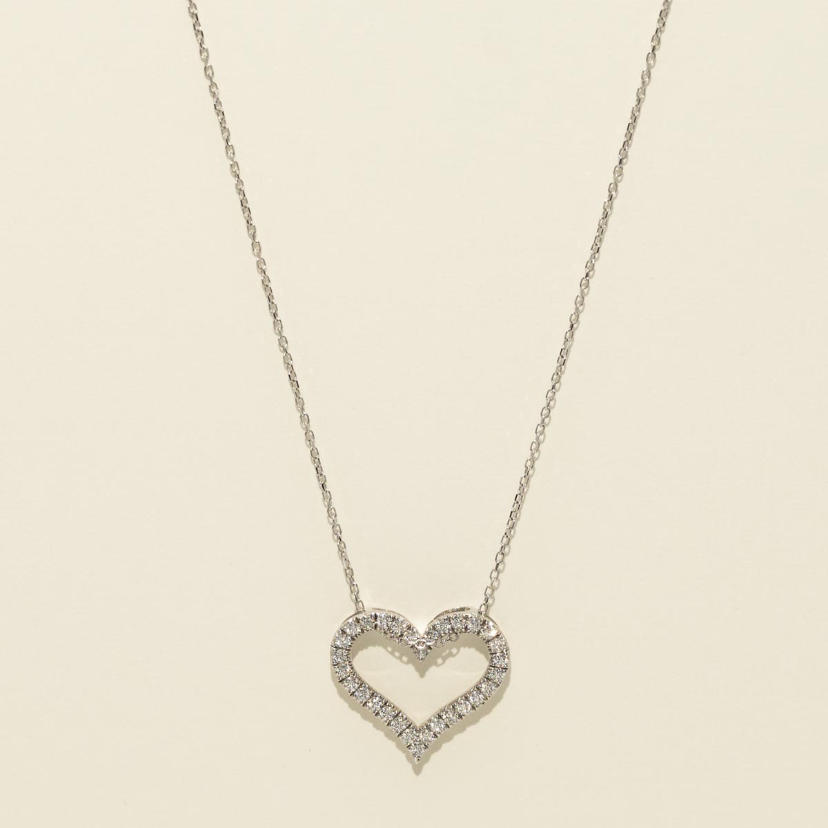 Diamond Heart Necklace in 14kt White Gold (1/3ct tw)