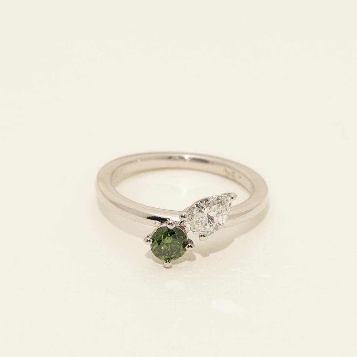Green and White Pear Shape Diamond Ring in 14kt White Gold (5/8ct tw)