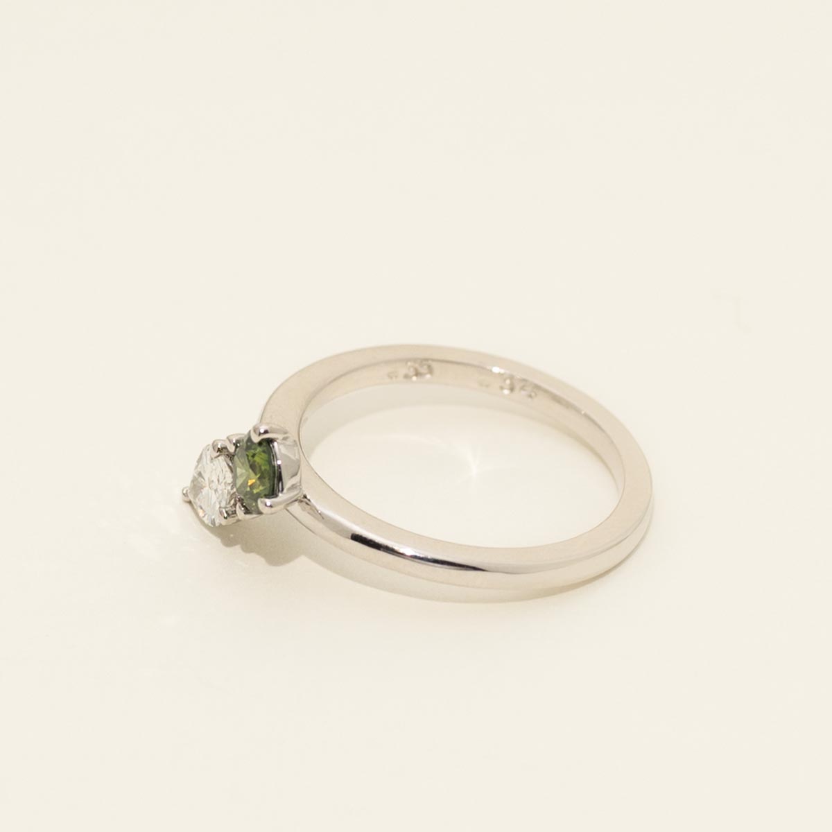 Green and White Pear Shape Diamond Ring in 14kt White Gold (5/8ct tw)