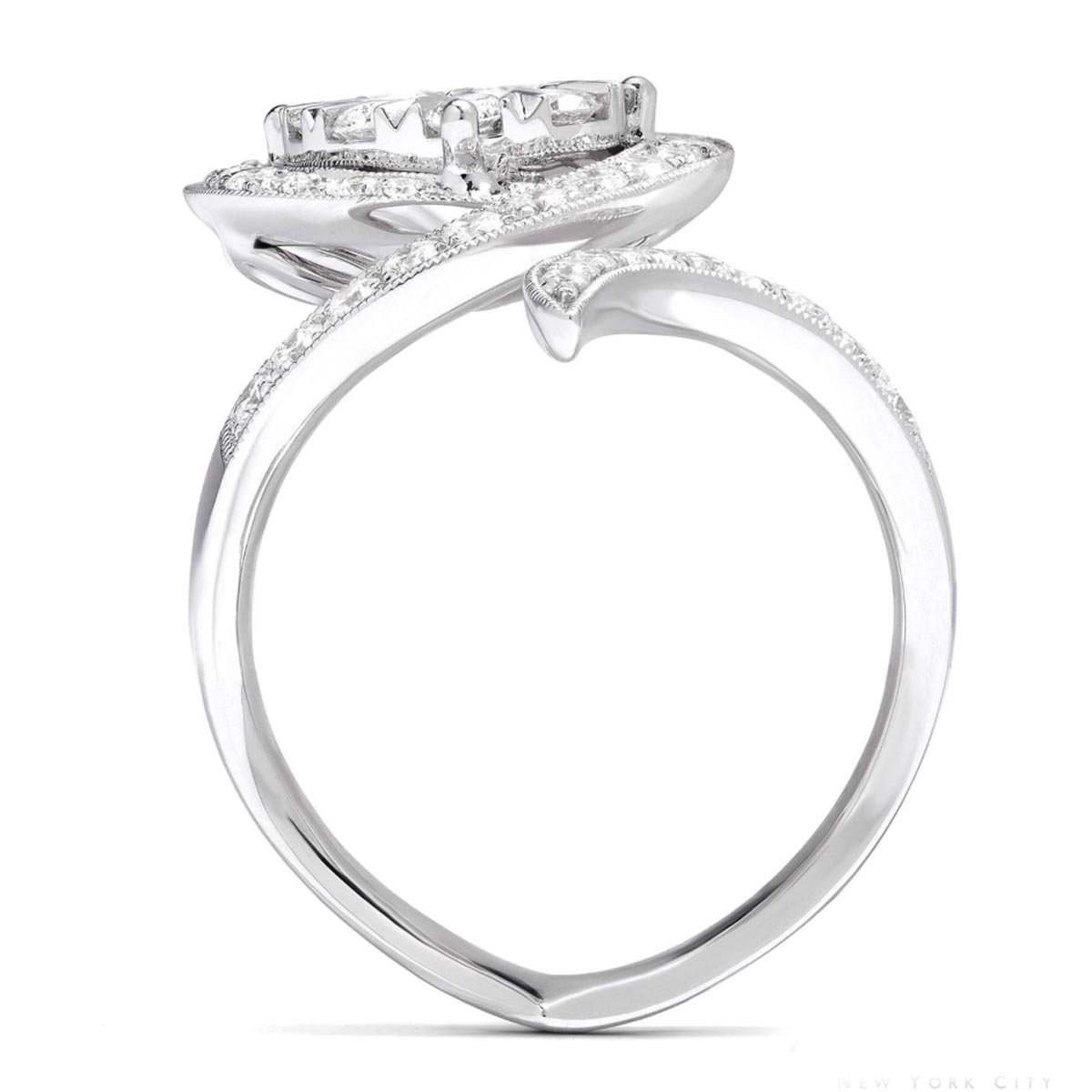 Lovebright Diamond Pear Shape Ring in 18kt White Gold (1 1/2ct tw)