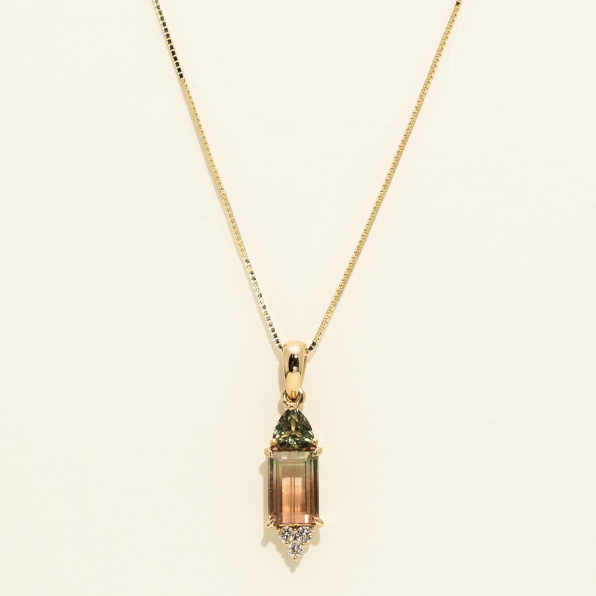 Maine Bicolor and Green Tourmaline Necklace in 14kt Yellow Gold with Diamonds (1/20ct tw)