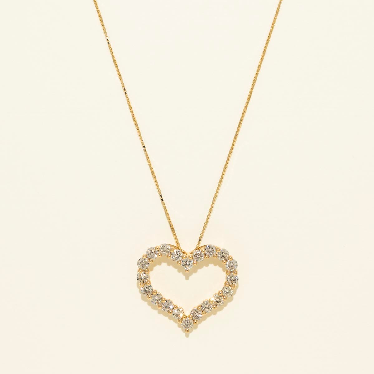 Diamond Heart Necklace in 14kt Yellow Gold (1ct tw)
