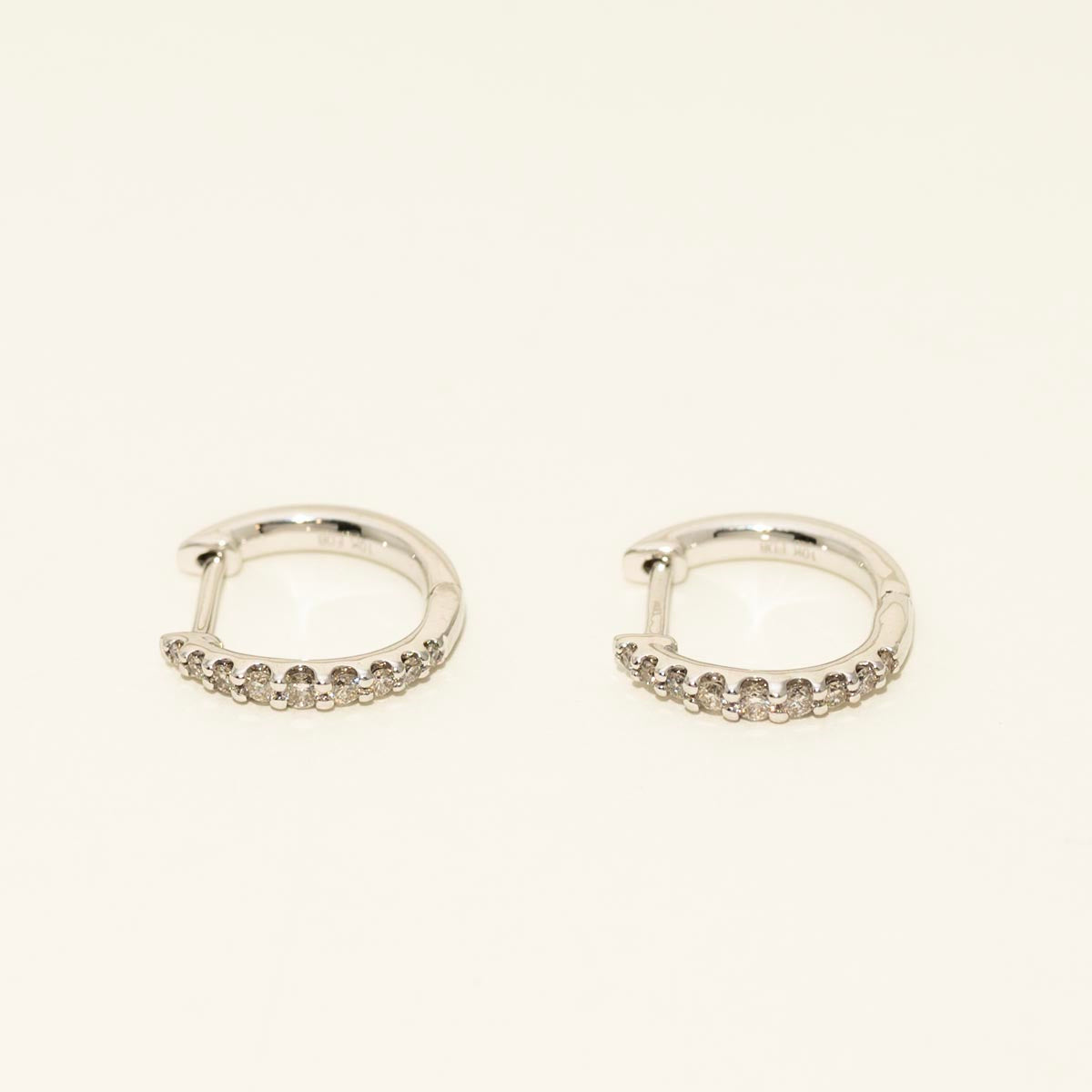 Diamond Hoop Earrings in 10kt White Gold (1/4ct tw)
