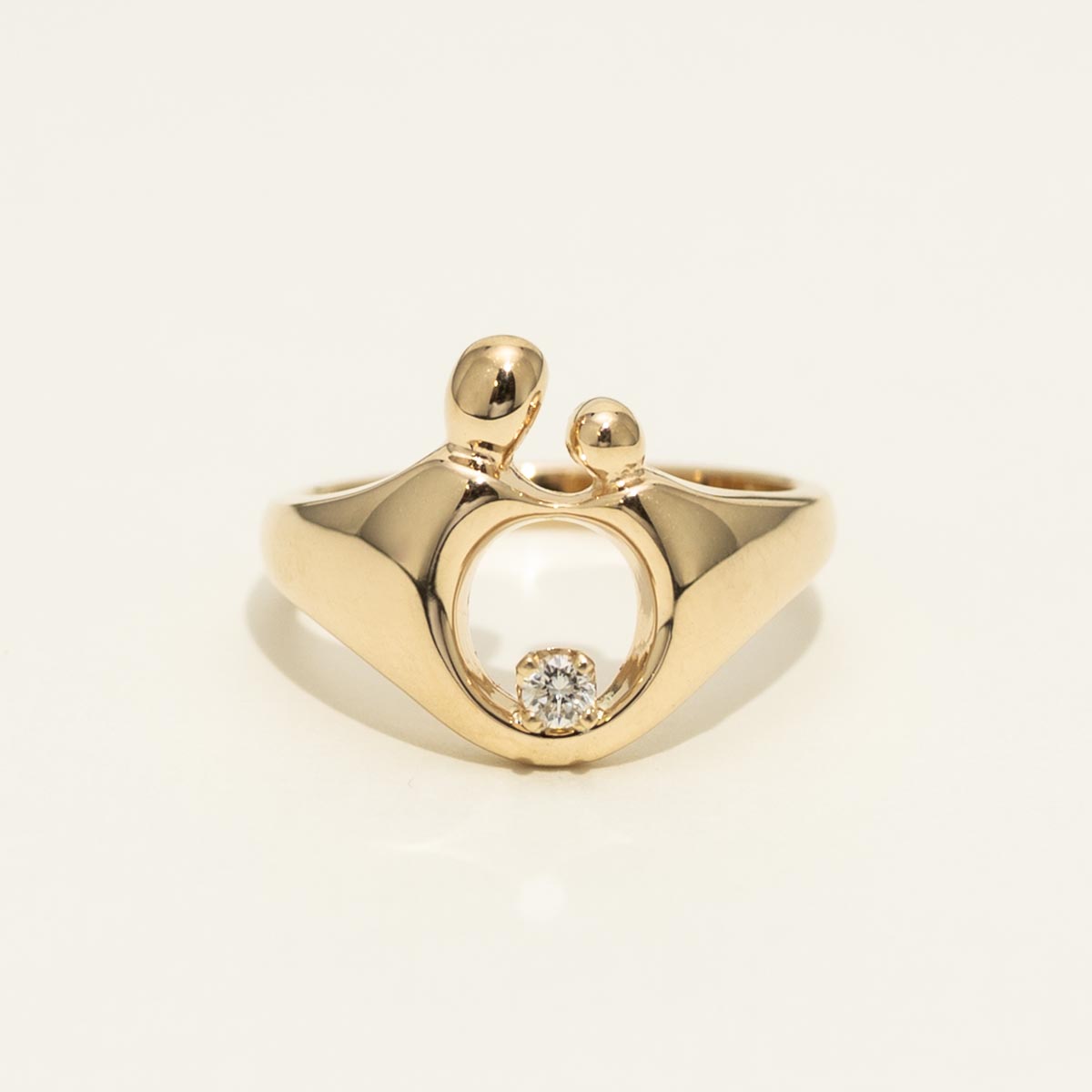 Estate Mother and Child Ring in 14kt Yellow Gold with Diamond (1/20ct)
