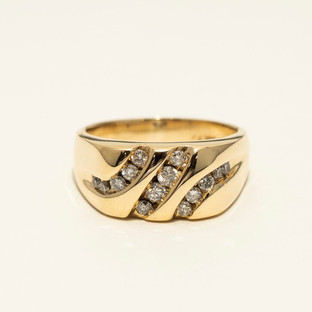 Estate Mens Diamond Channel Band in 14kt Yellow Gold (1/2ct tw)