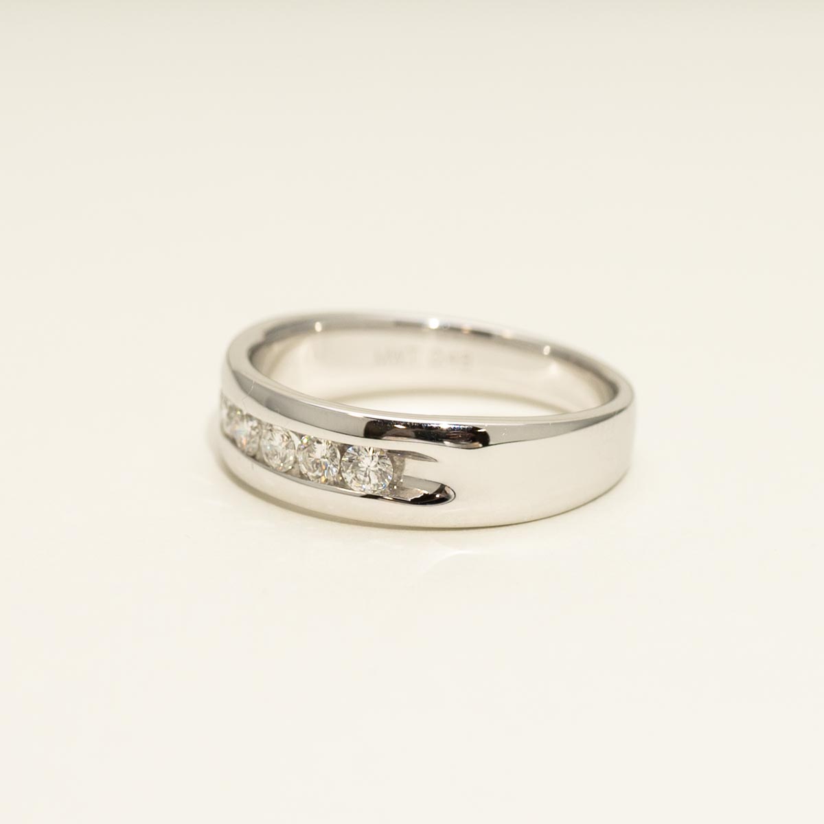Estate Mens Diamond Channel Band in 14kt White Gold (1/2ct tw)