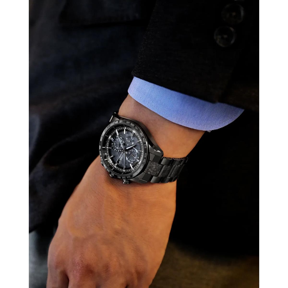 Citizen Attesa Hakuto-R Mens Watch with Black Dial and Gray Super Titanium™ Bracelet (eco-drive movement)