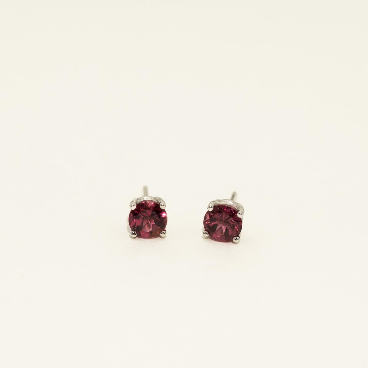 Pink Tourmaline Stud Earrings in 14kt White Gold (5mm)