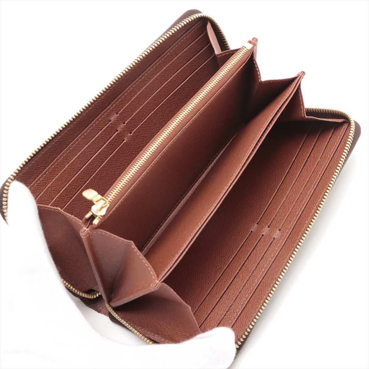 Pre Owned Louis Vuitton Monogram Canvas Zippy Wallet