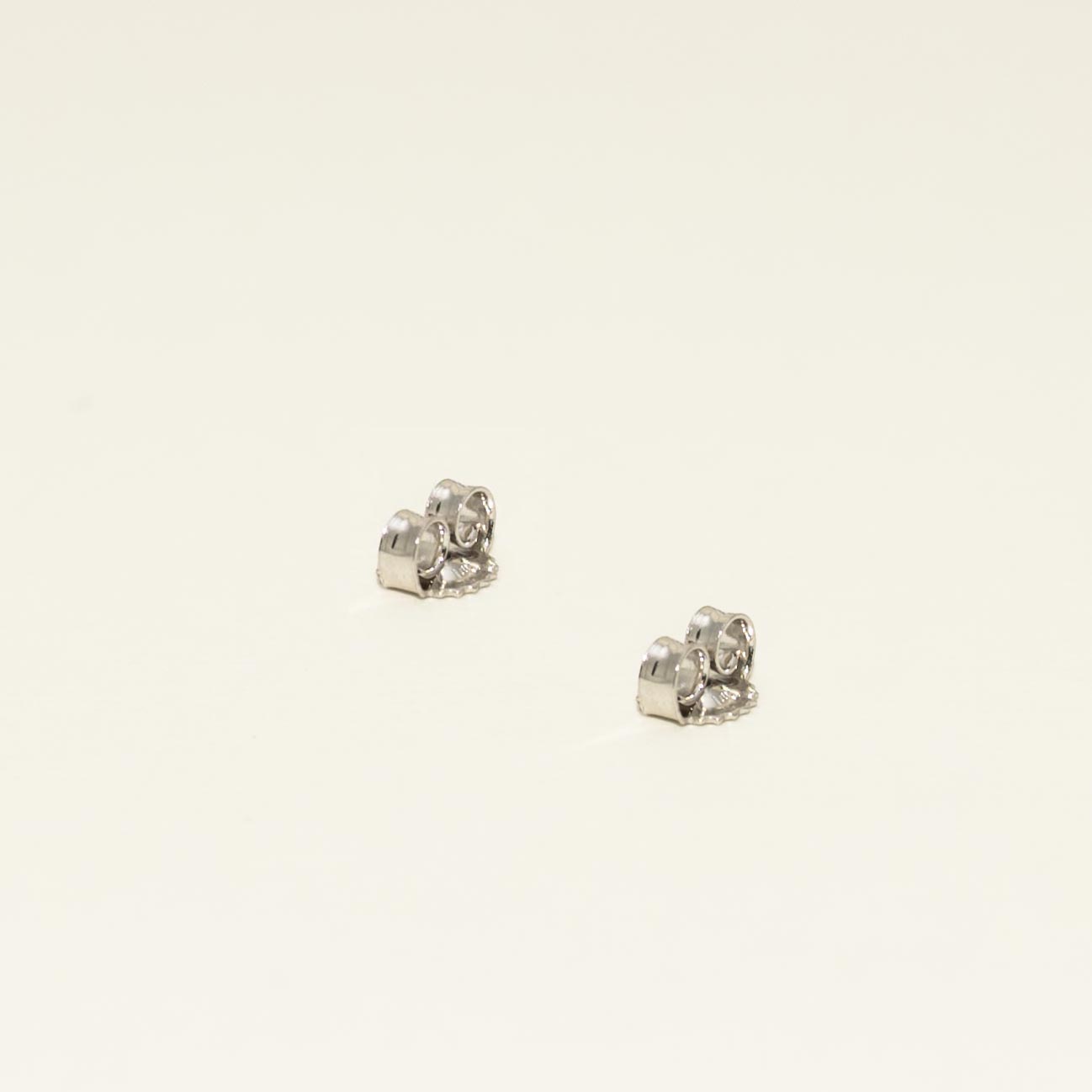 Princess Cut Blue Diamond Stud Earrings in 14kt White Gold (3/8ct tw)