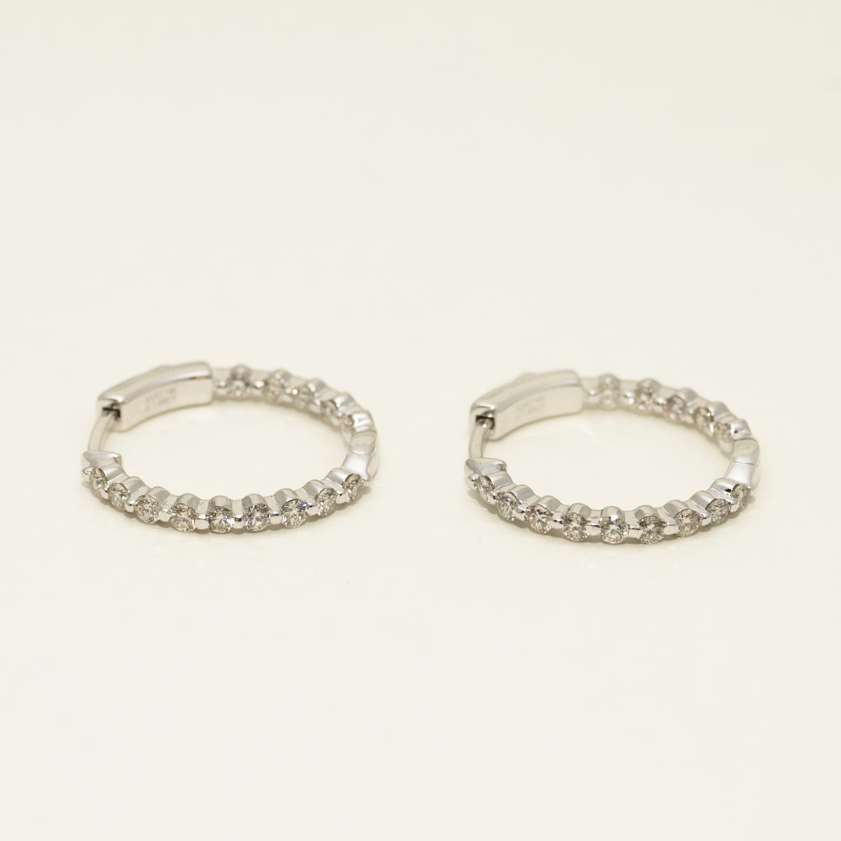 Diamond Inside Out Hoop Earrings in 14kt White Gold (1ct tw)
