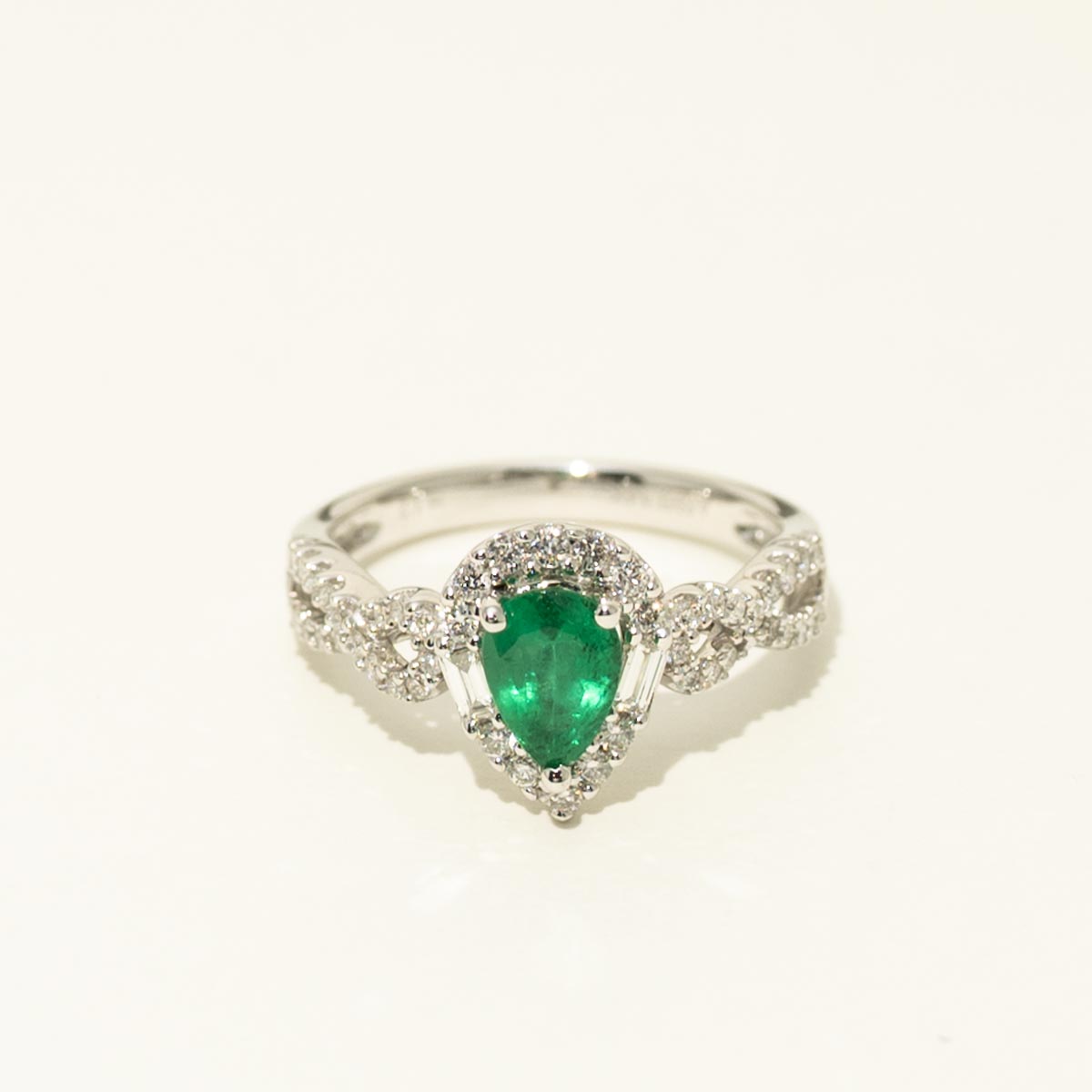 Pear Shape Emerald Ring in 14kt White Gold with Diamonds (3/8ct tw)